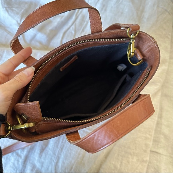 MADEWELL MEDIUM ZIP TOP TOTE - Picture 8 of 10